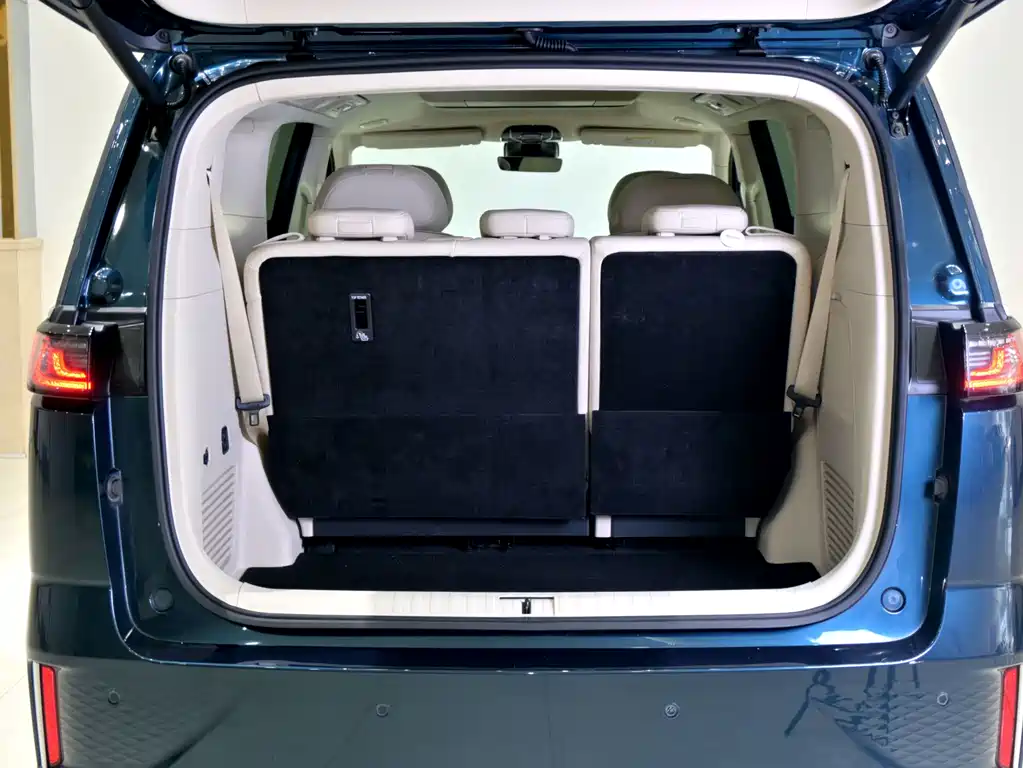 Voyah Dreamer PHEV 4WD Flagship Kunpeng Edition, фото 22
