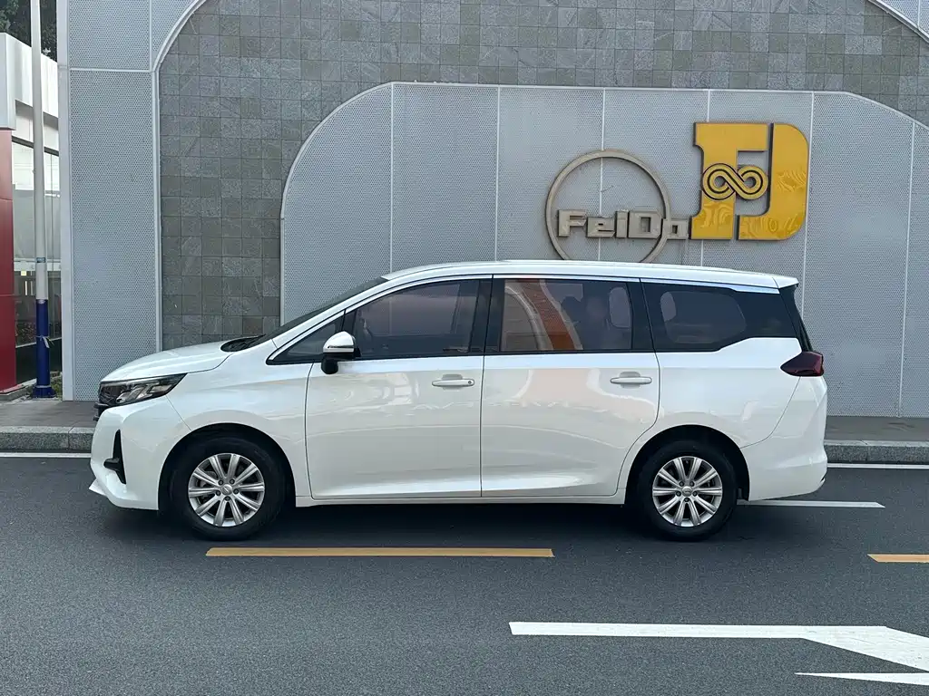 GAC Motor Trumpchi M6 — миниатюра 5