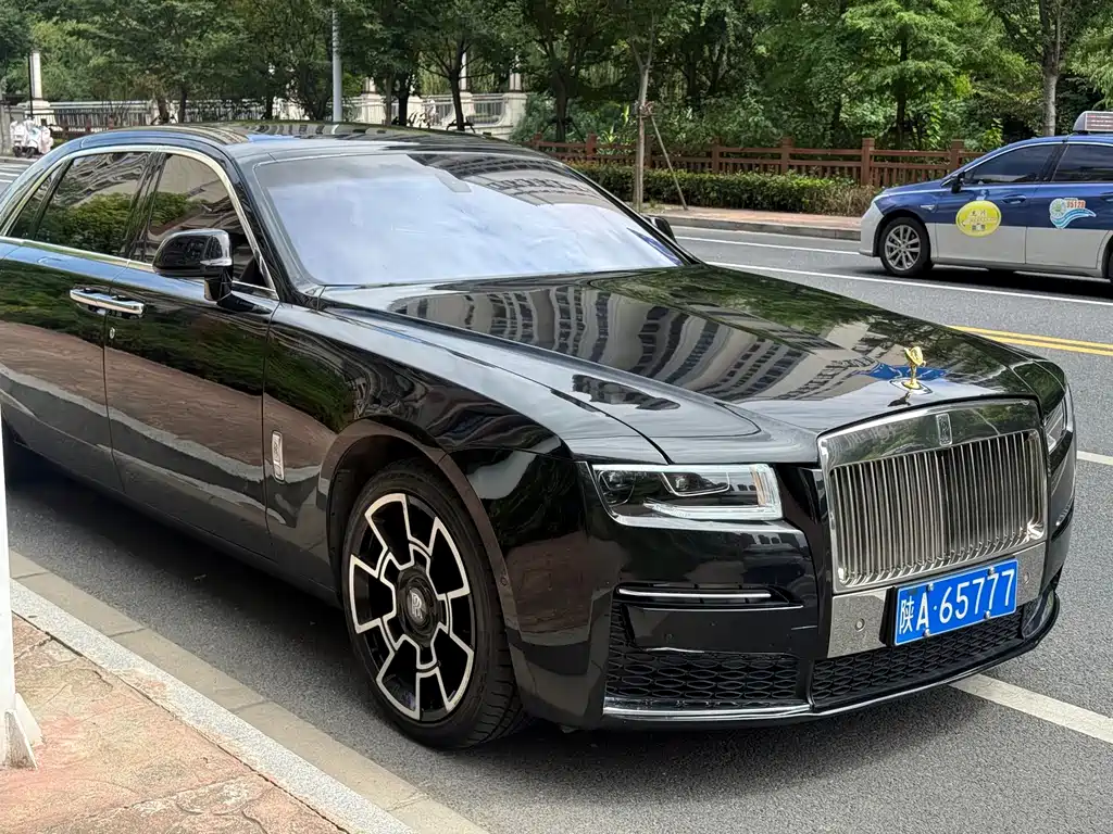 Rolls-Royce Ghost — миниатюра 2