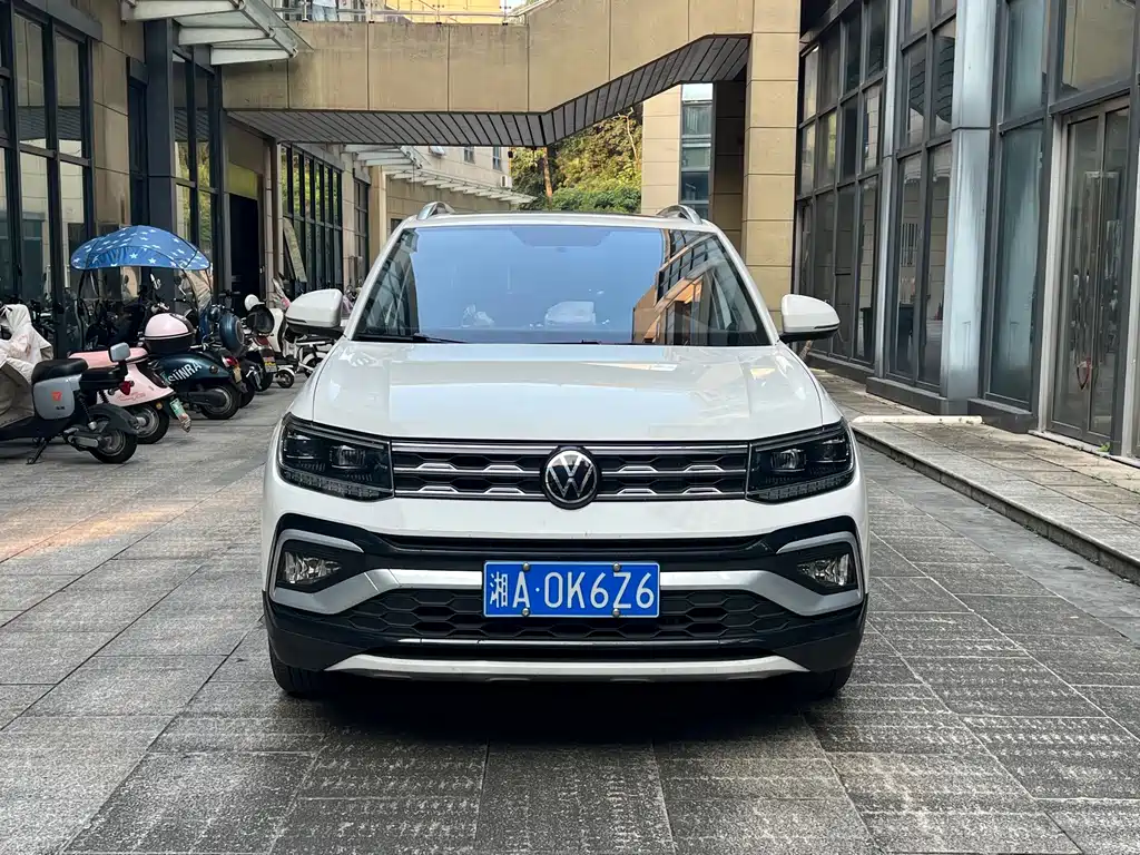 Volkswagen T-Cross — миниатюра 2