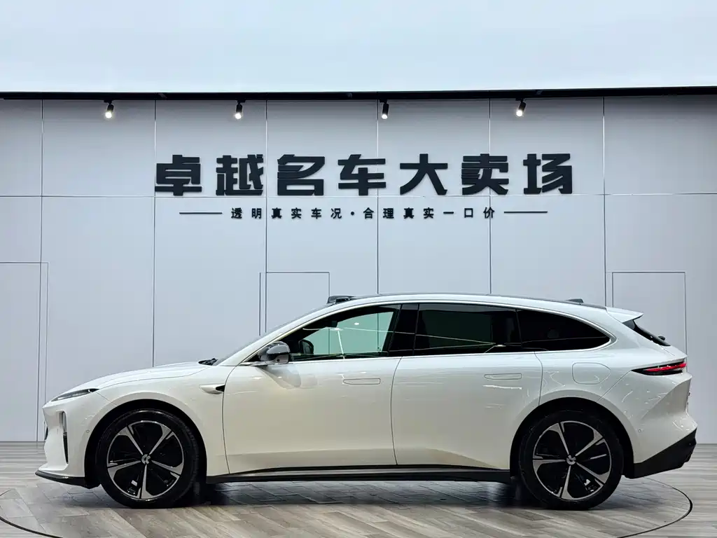 NIO ET5 T 2024 75kWh Touring