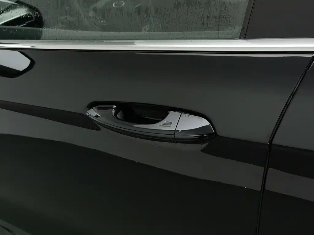 Ford Edge — миниатюра 18