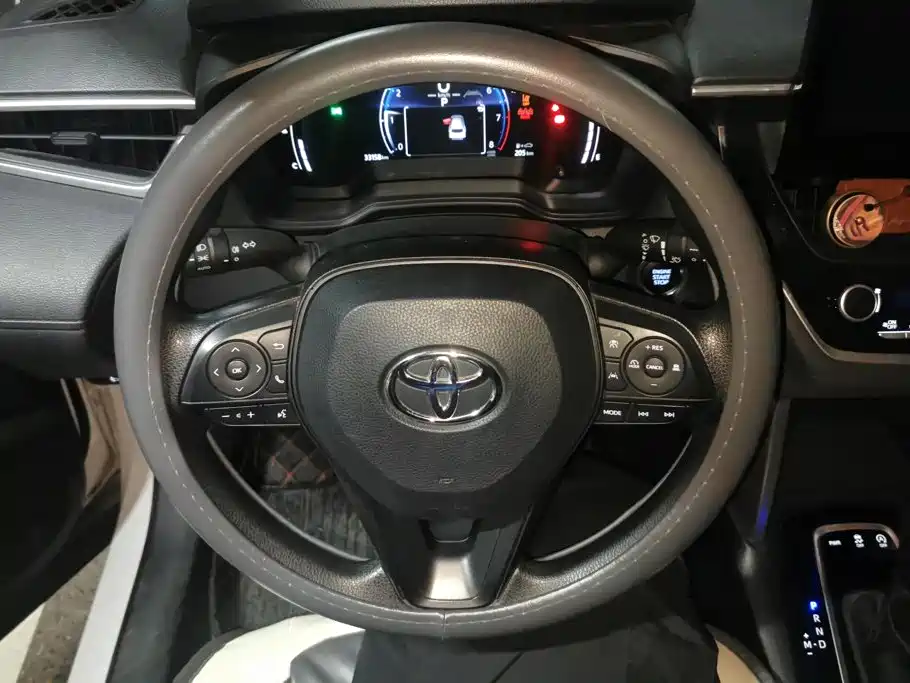 Toyota Corolla Cross — миниатюра 15