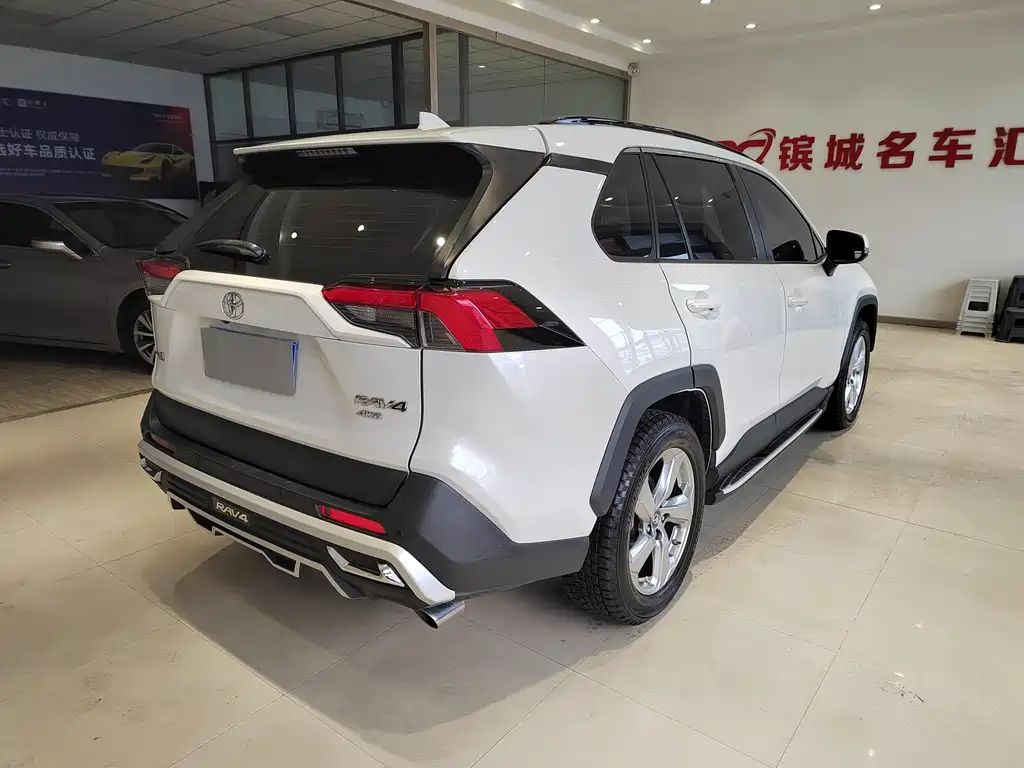 TOYOTA RAV4 RONGFANG