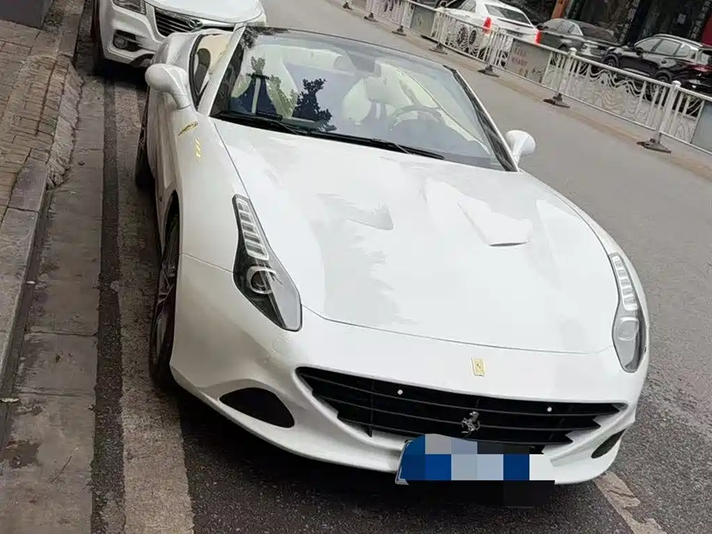 Ferrari California T 2015 3.9T