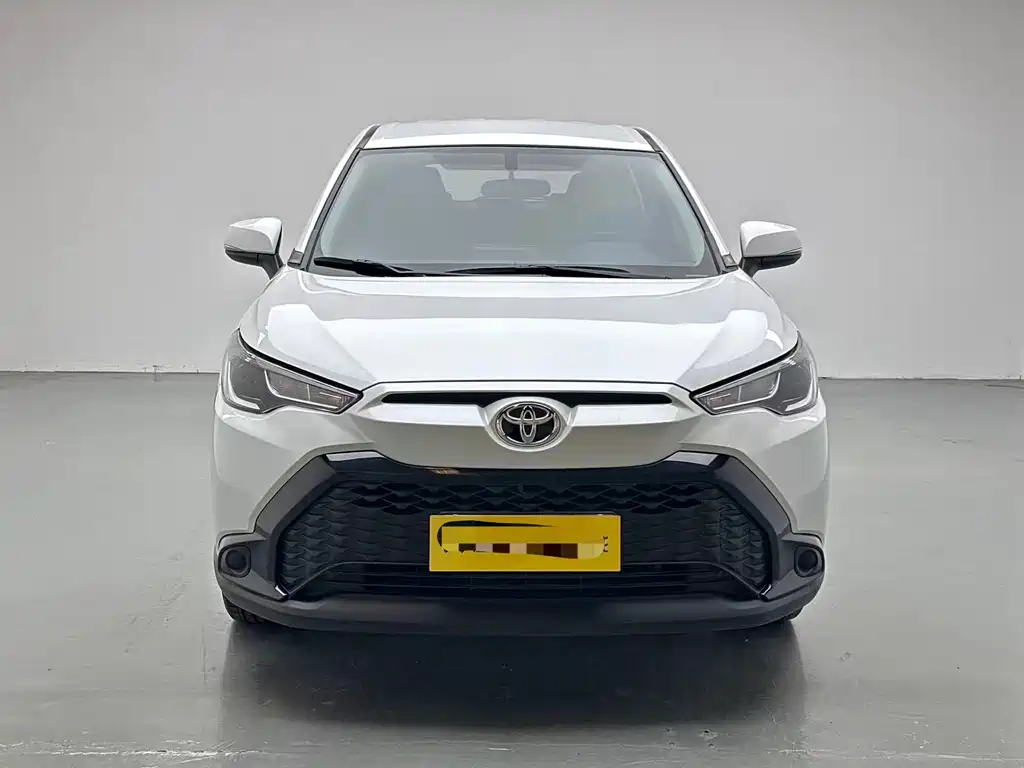 Toyota Frontlander — миниатюра 2