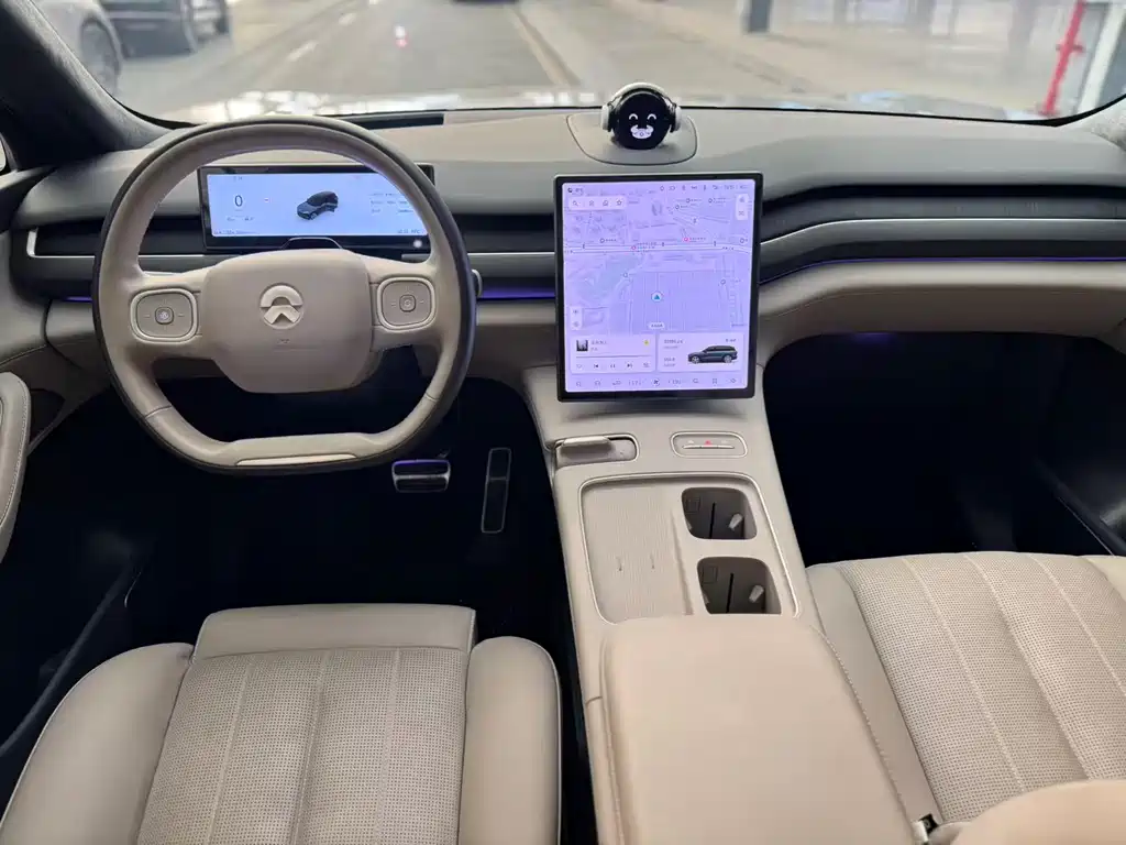 NIO ES8 — миниатюра 4