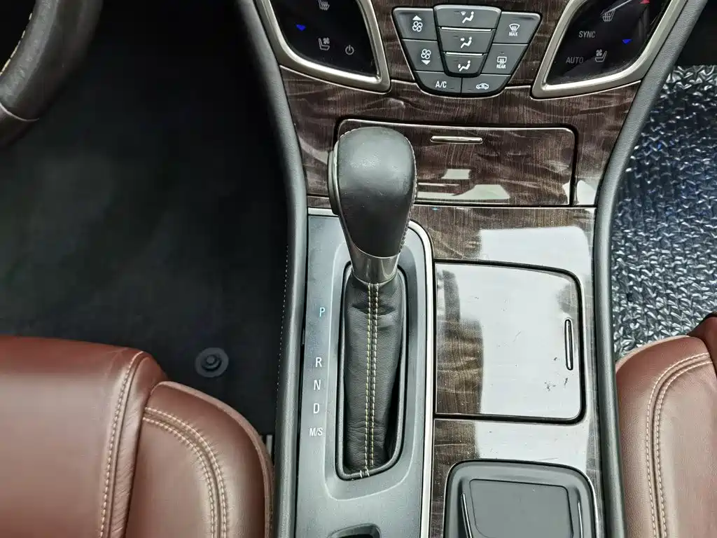 Buick LaCrosse — миниатюра 13