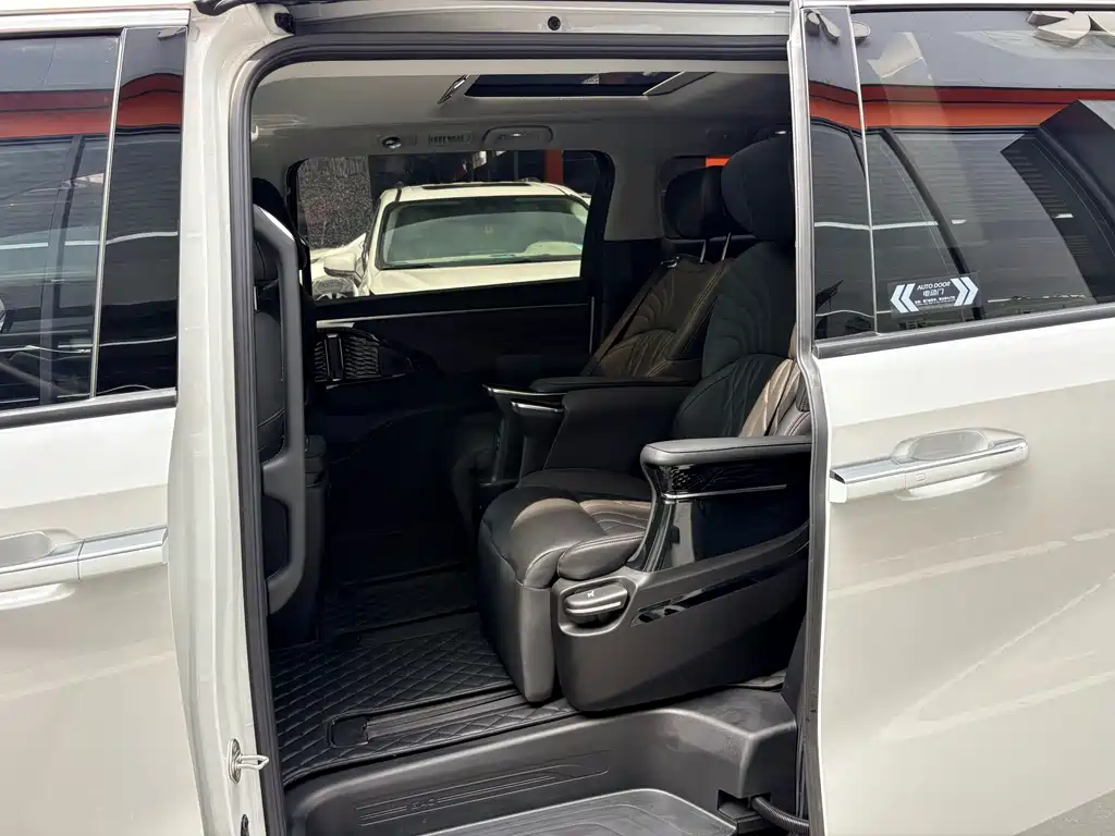 GAC Motor Trumpchi M8 — миниатюра 8