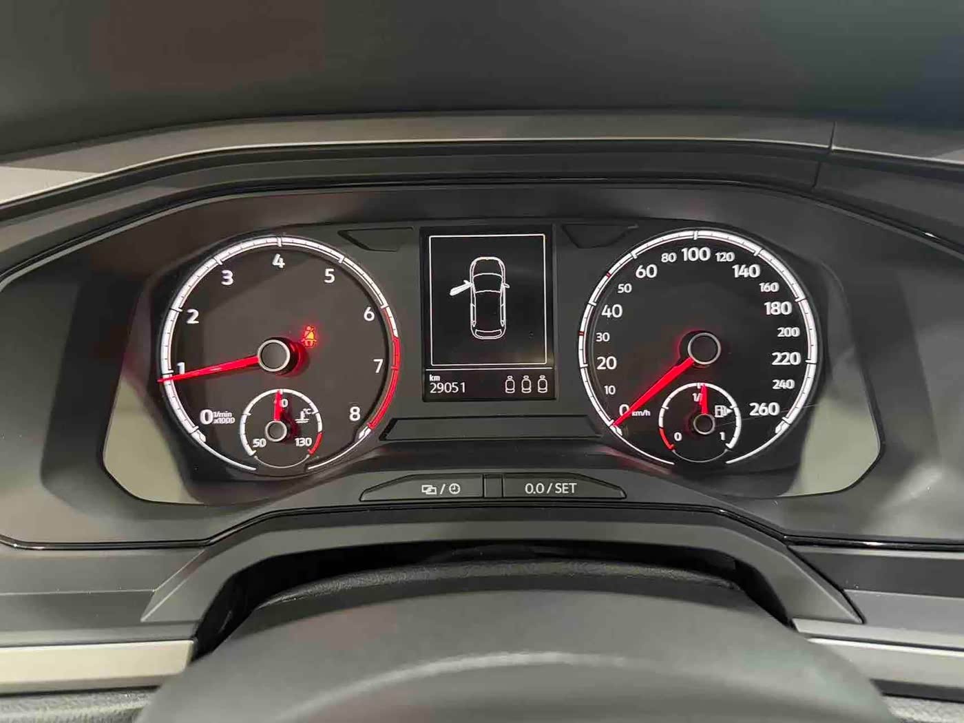 Volkswagen Polo 1.5 л 2021 г. Белый, пробег 30000 км