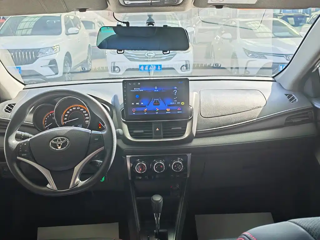 TOYOTA YARIS L ZHIXUAN