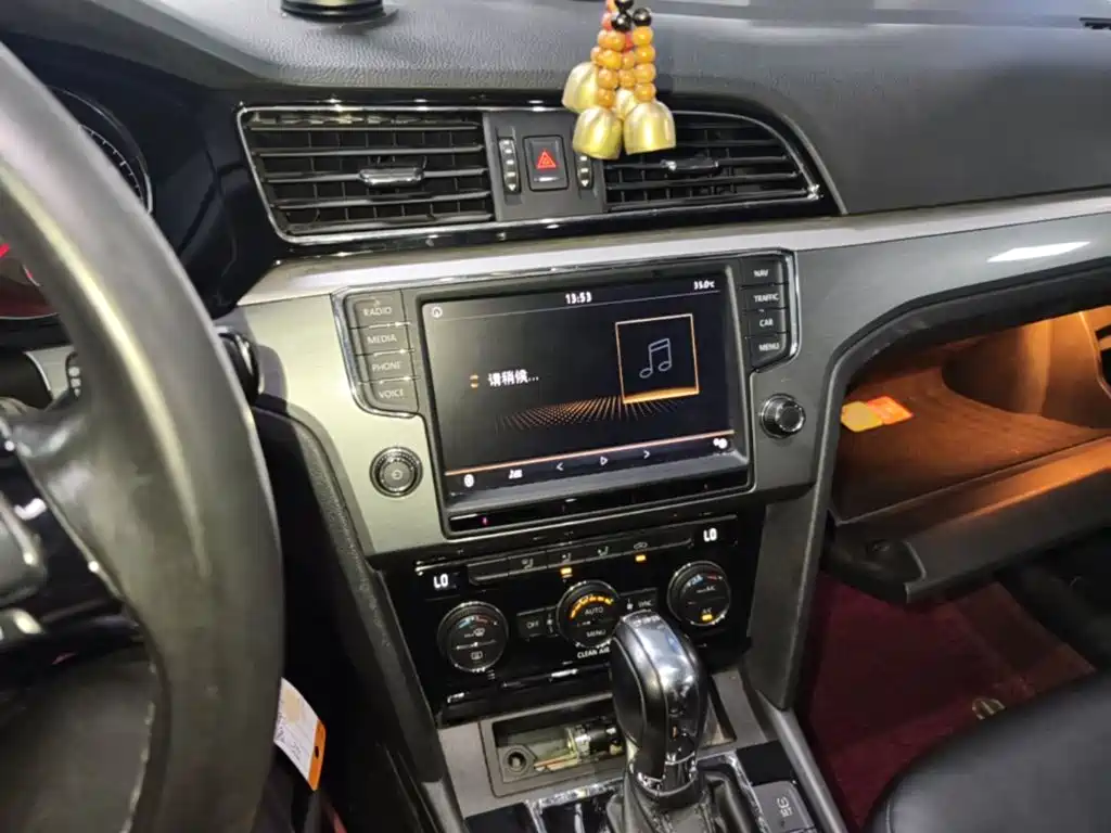 Volkswagen Lamando 2018 280TSI DSG Comfort