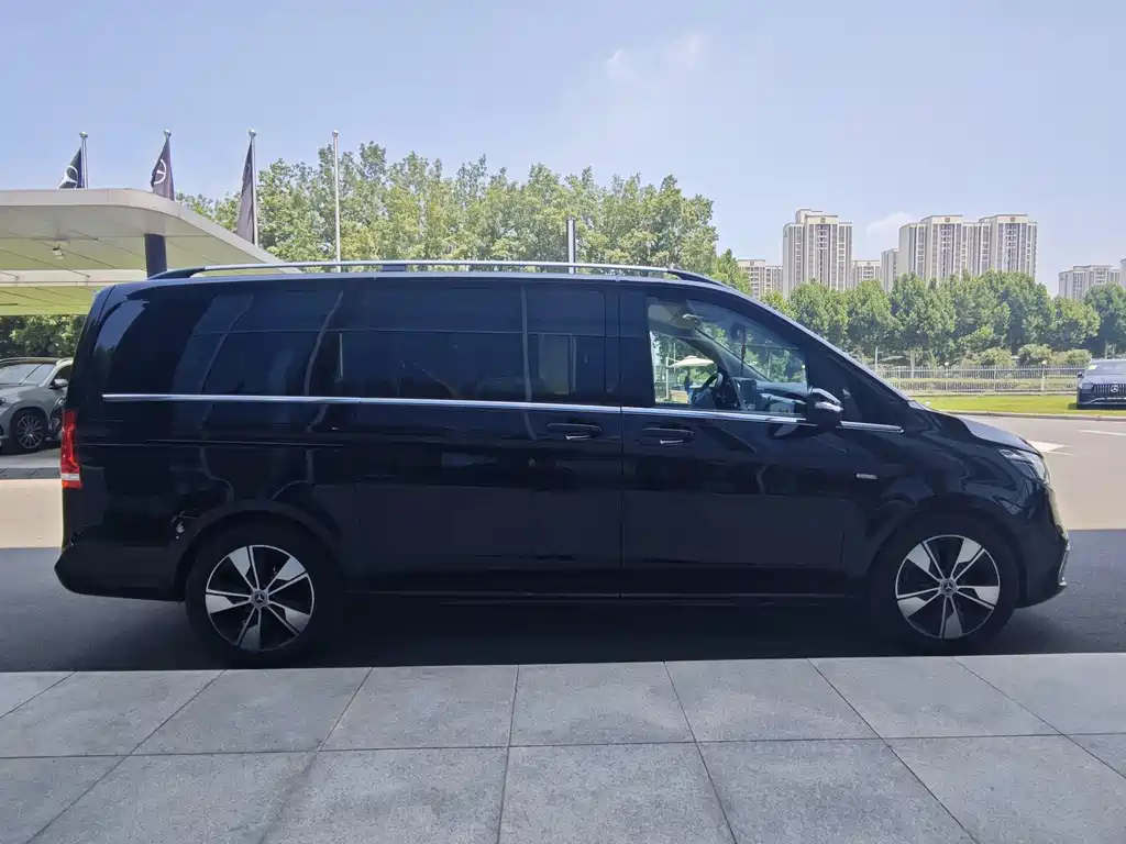 Mercedes-Benz V-Class V 2022 V 260 Luxury