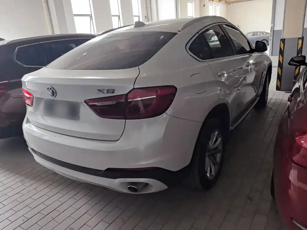 BMW X6 2015 xDrive35i Lead