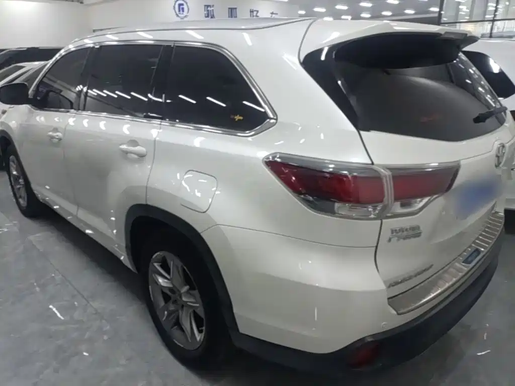 Toyota Highlander — миниатюра 5