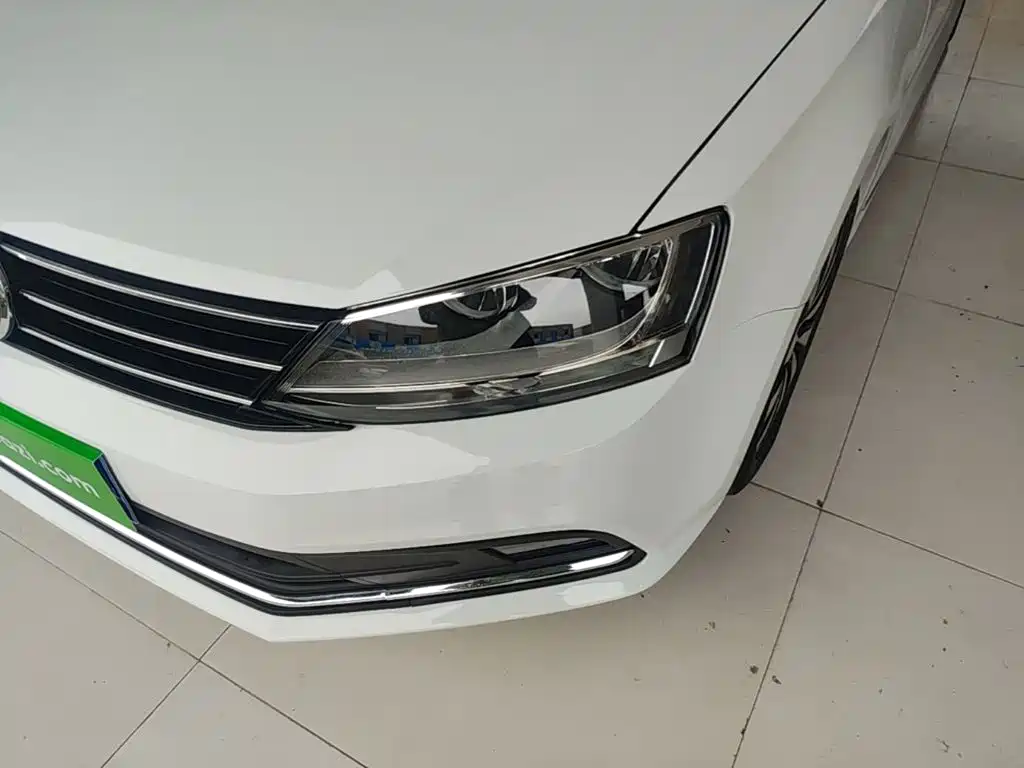 Volkswagen Sagitar — миниатюра 24
