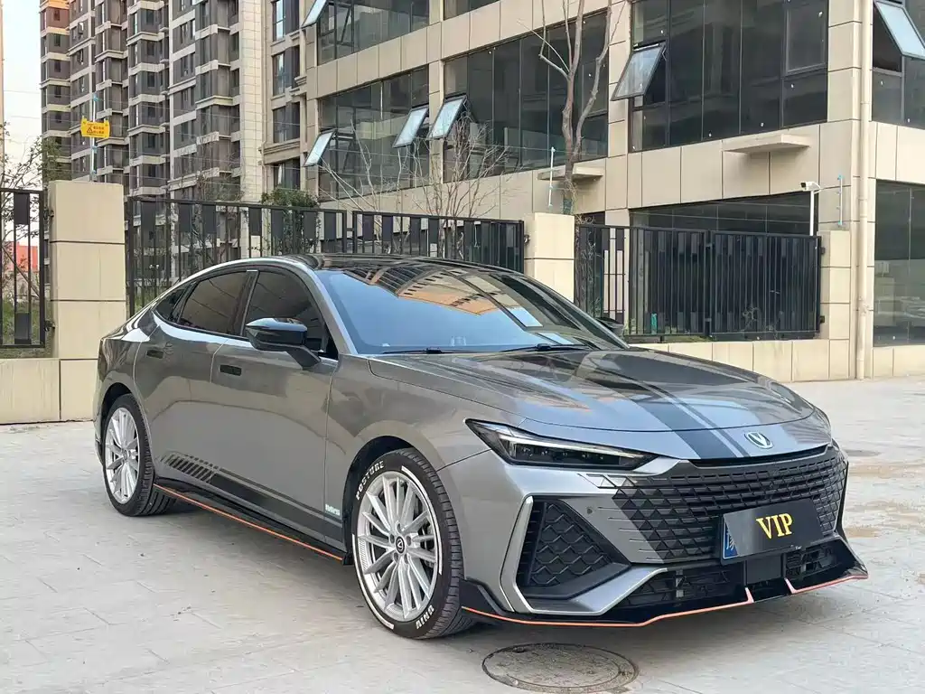Changan UNI-V 2023 2.0T