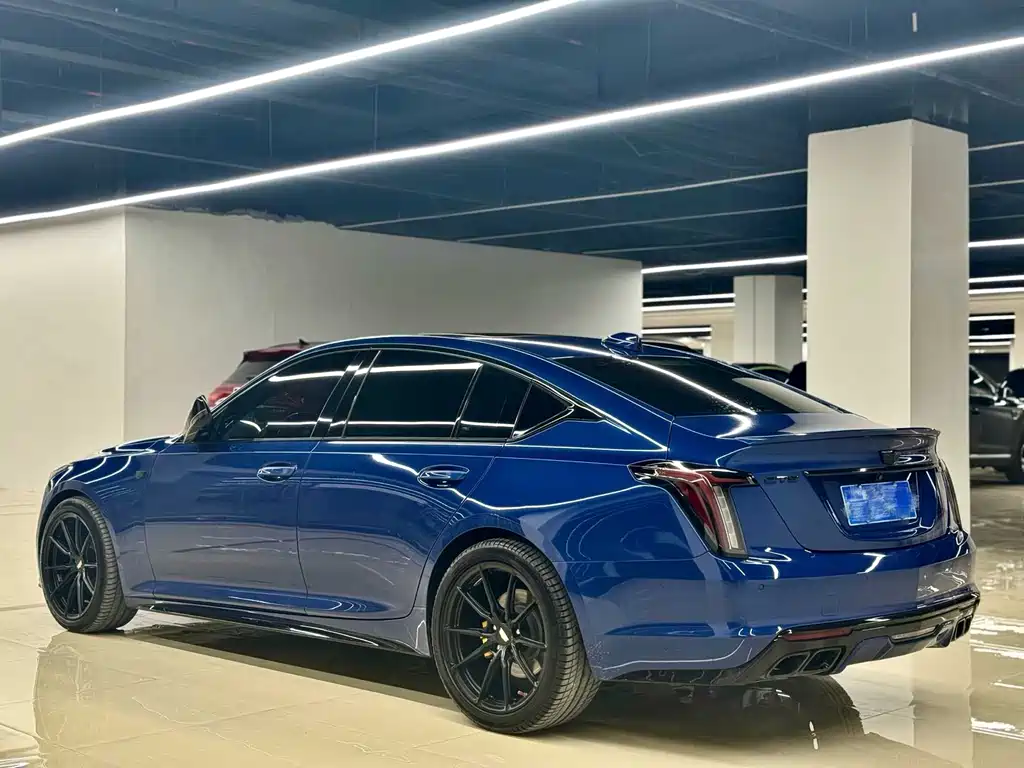 Cadillac CT5 — миниатюра 2