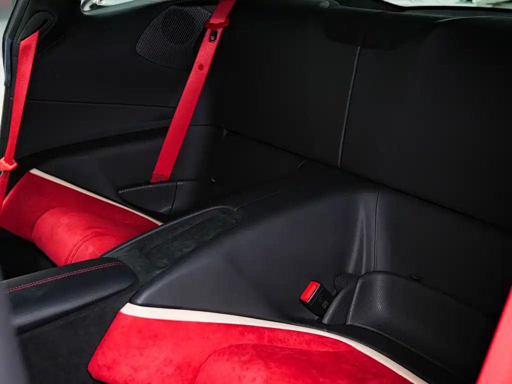 Ferrari Roma — миниатюра 18
