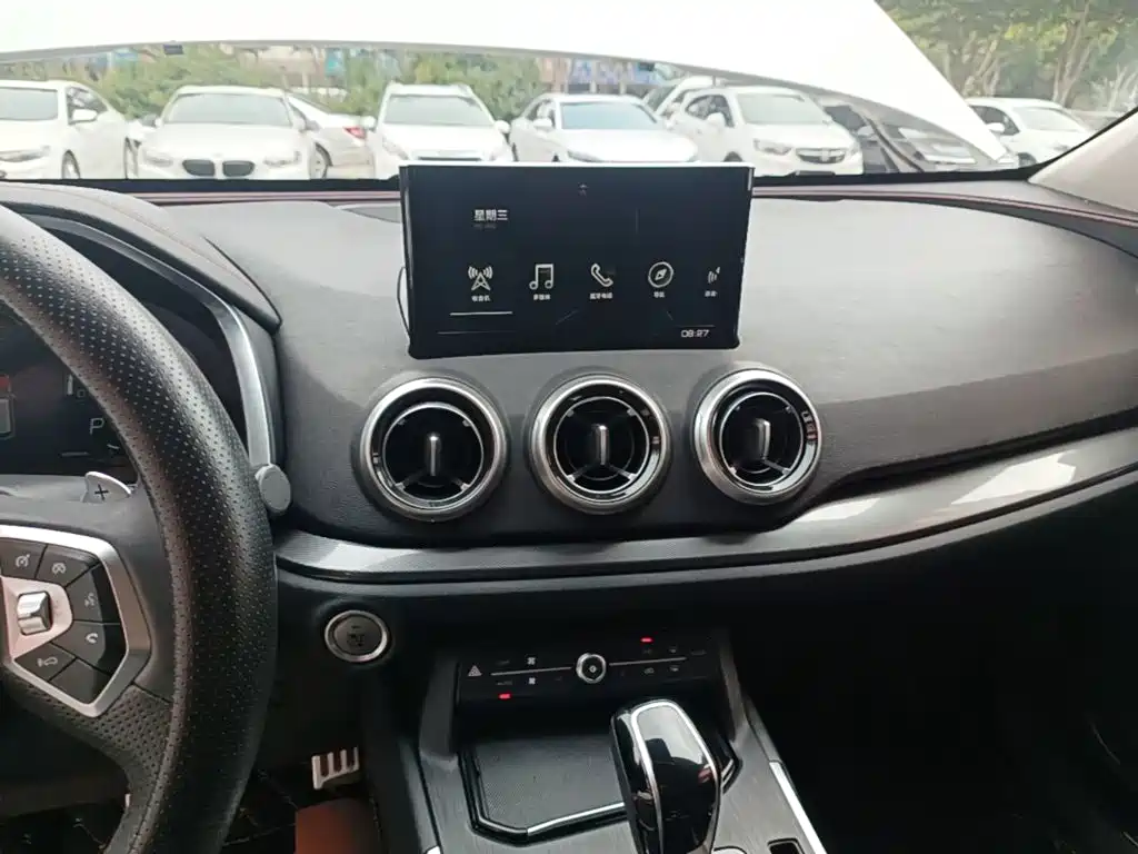 Wey Wey VV5 — миниатюра 13