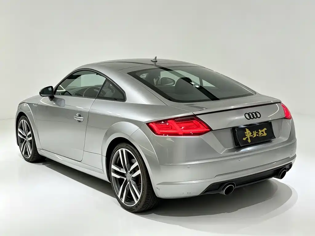 Audi TT — миниатюра 10