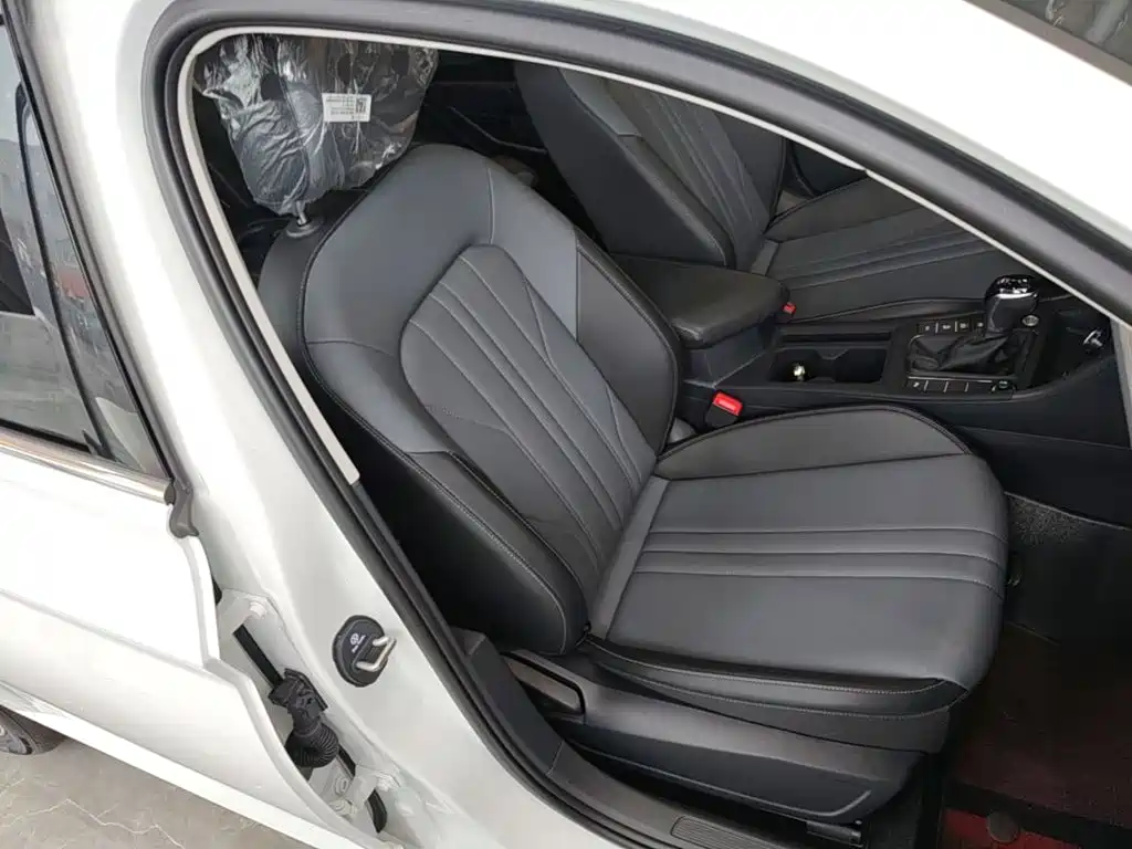 Volkswagen Sagitar — миниатюра 25