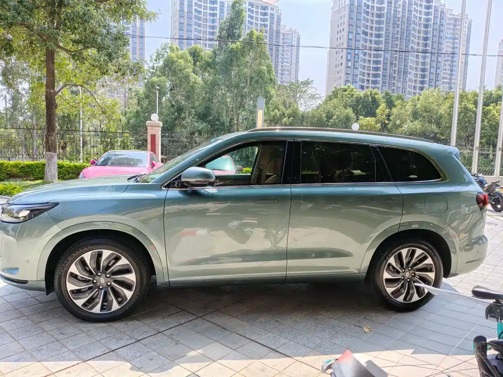 AITO ASK THE WORLD M7