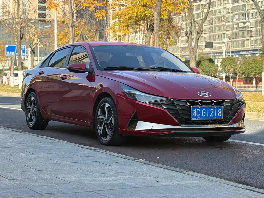 MODERN ELANTRA