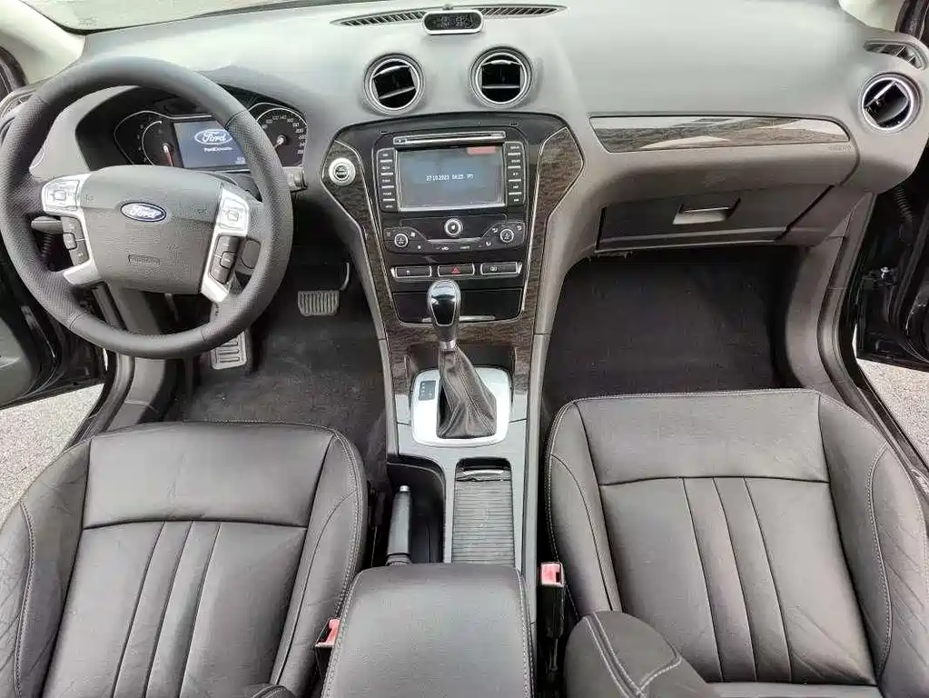 Ford Mondeo Zhisheng — миниатюра 7
