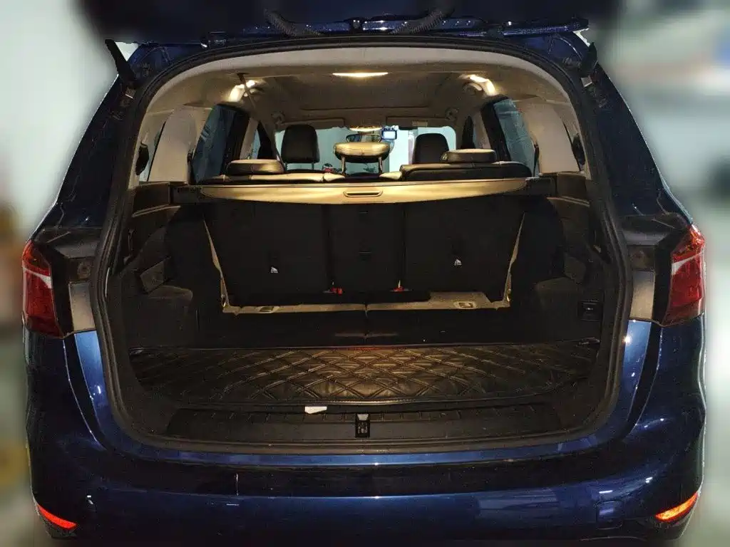 BMW 2 Series Gran Tourer — миниатюра 10