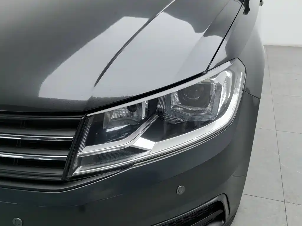 Volkswagen Santana — миниатюра 7