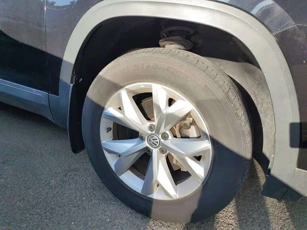 Volkswagen Teramont — миниатюра 8