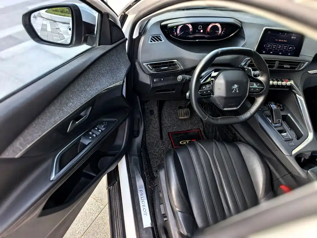 Peugeot 4008 — миниатюра 10