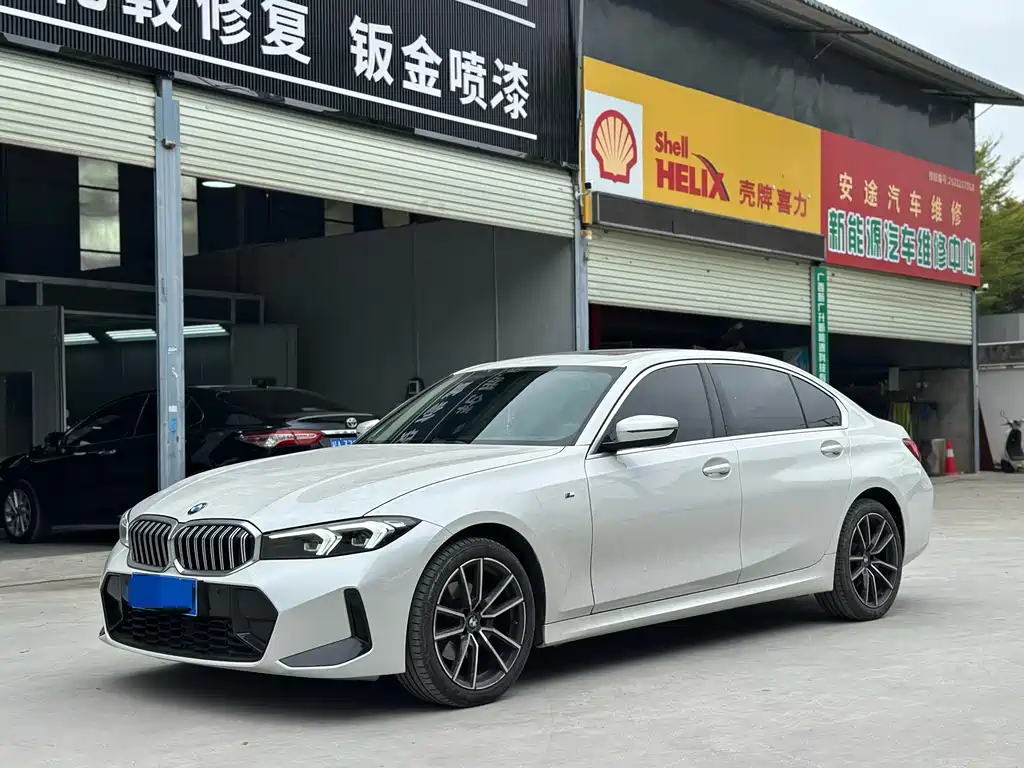 BMW 3 Series 2024