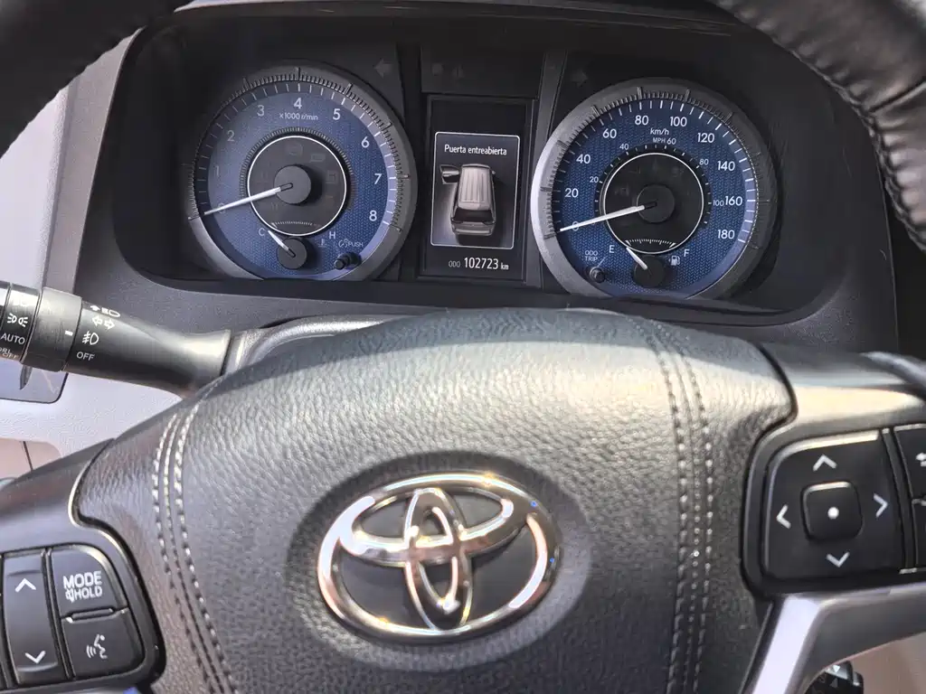 Toyota Sienna 2020 3.5L