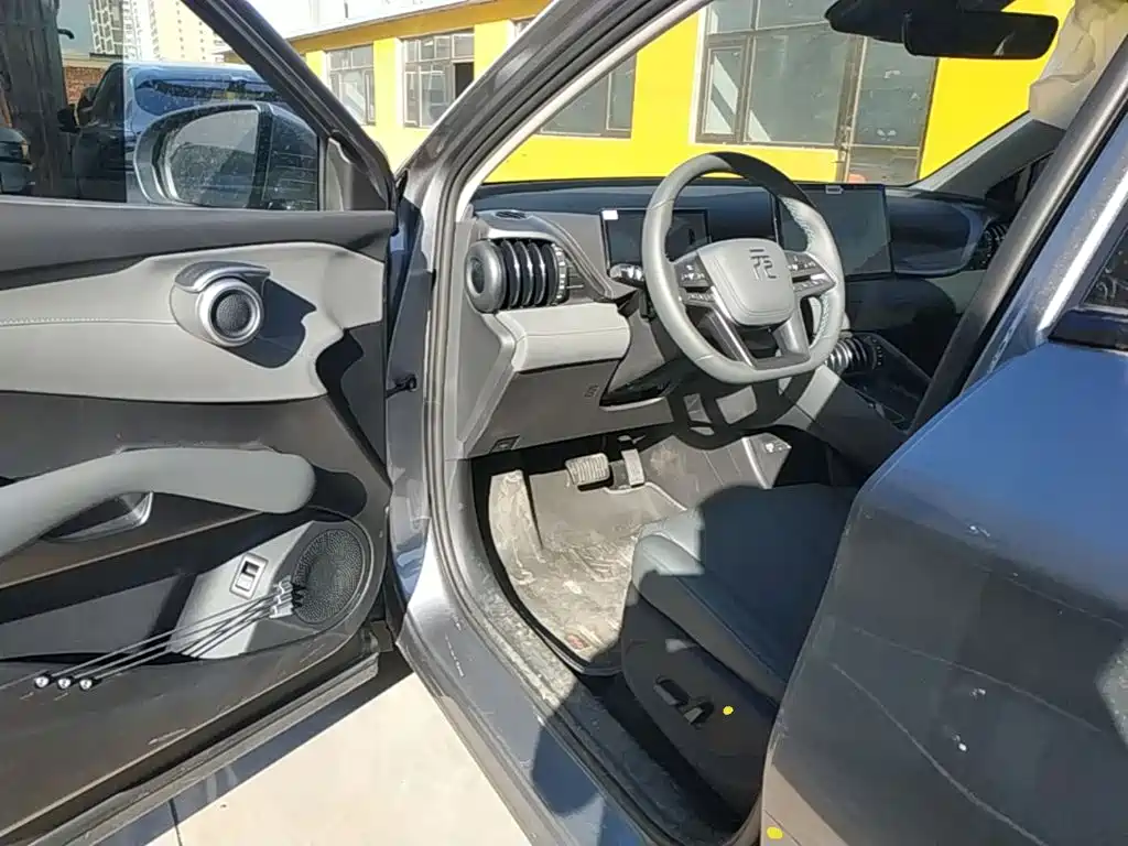 BYD Yuan Plus — миниатюра 16