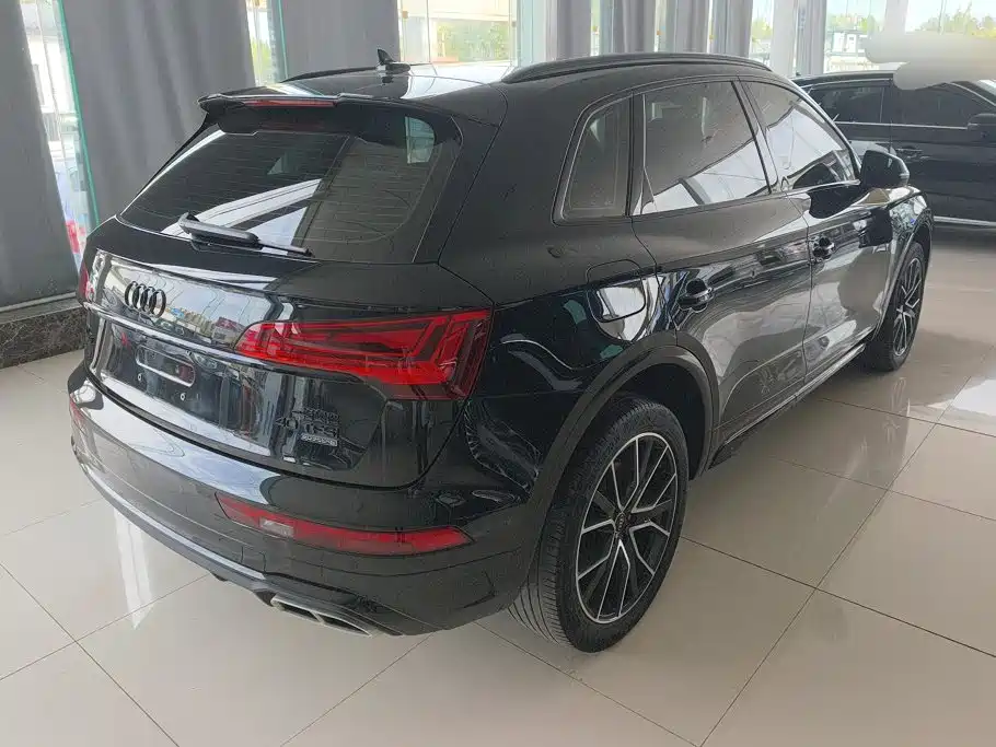 Audi Q5L — миниатюра 3