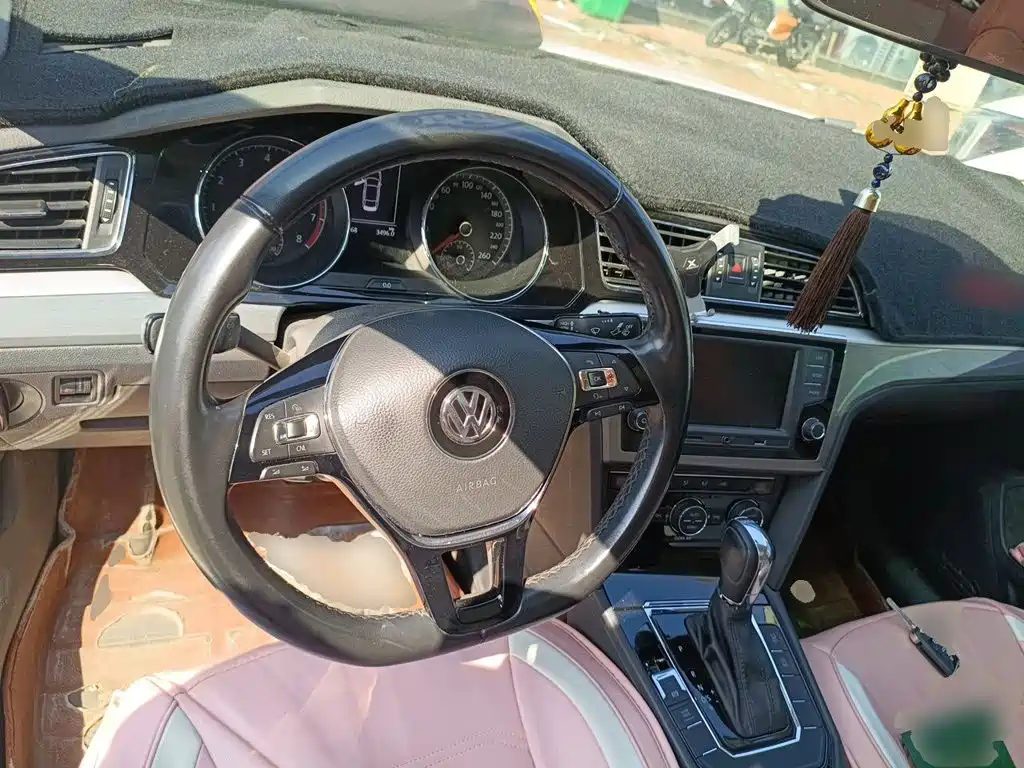 Volkswagen Lamando — миниатюра 6
