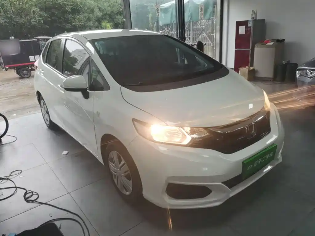 Honda Fit — миниатюра 4