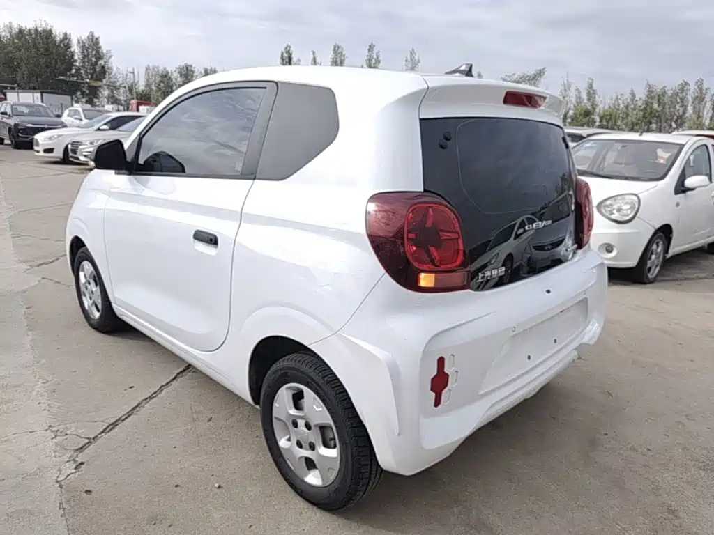 Roewe Clever — миниатюра 5