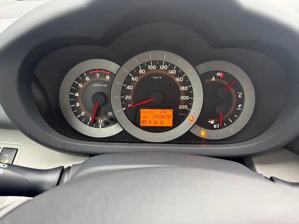 Toyota RAV4 — миниатюра 12