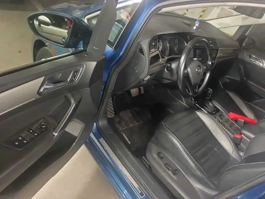 Volkswagen Touran — миниатюра 16