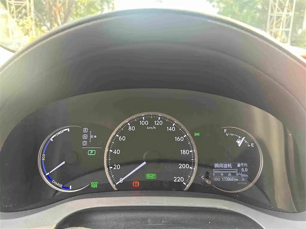 Lexus CT — миниатюра 6