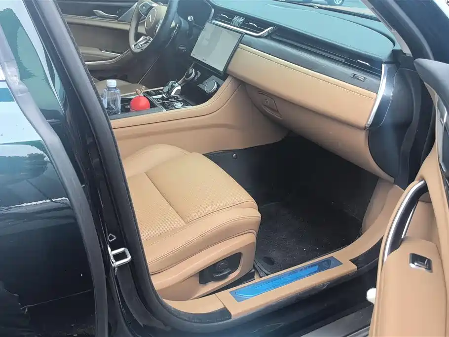 Jaguar XFL 2025 2.0T P250 Premium Luxury