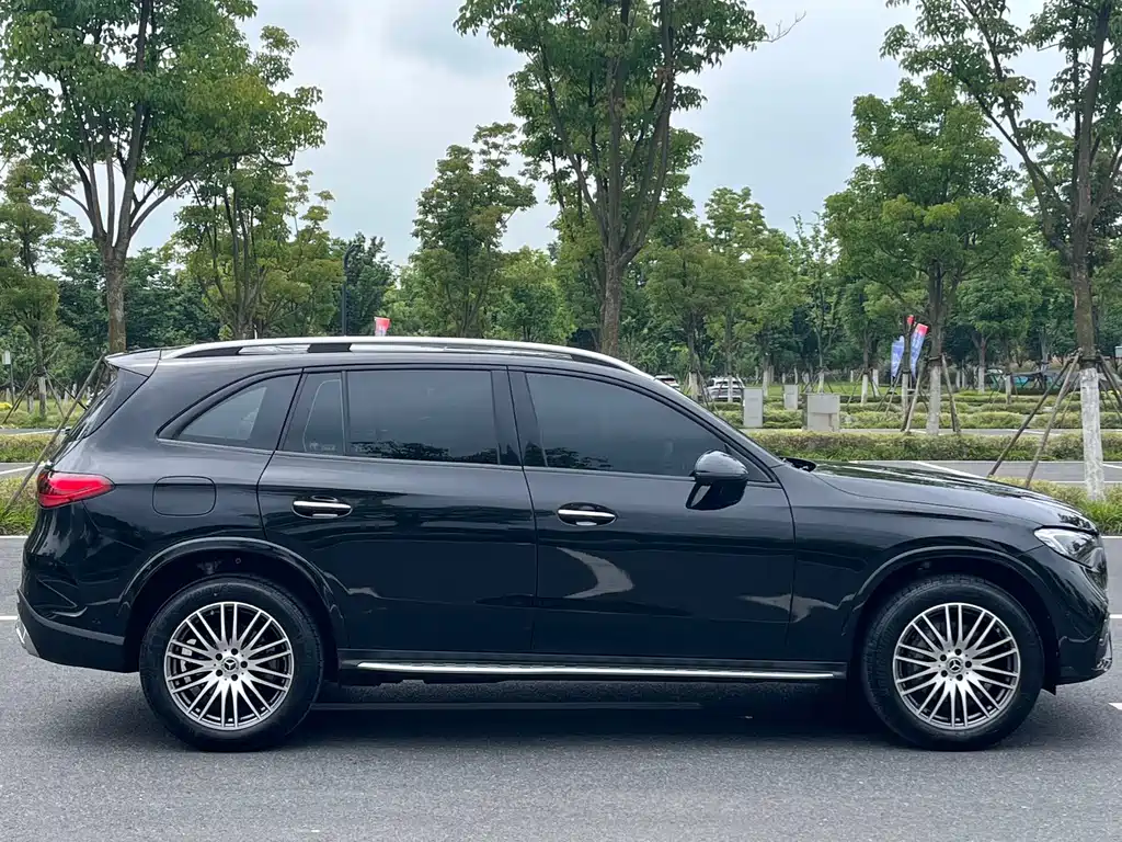 Mercedes-Benz GLC — миниатюра 3