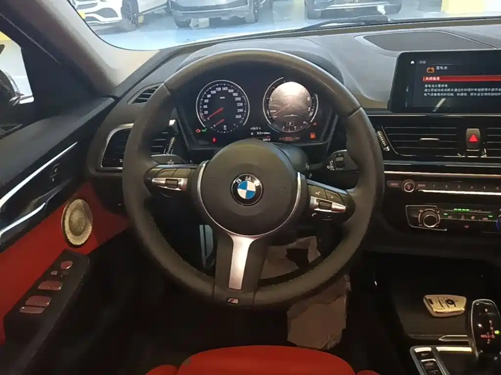 BMW 1 Series — миниатюра 11