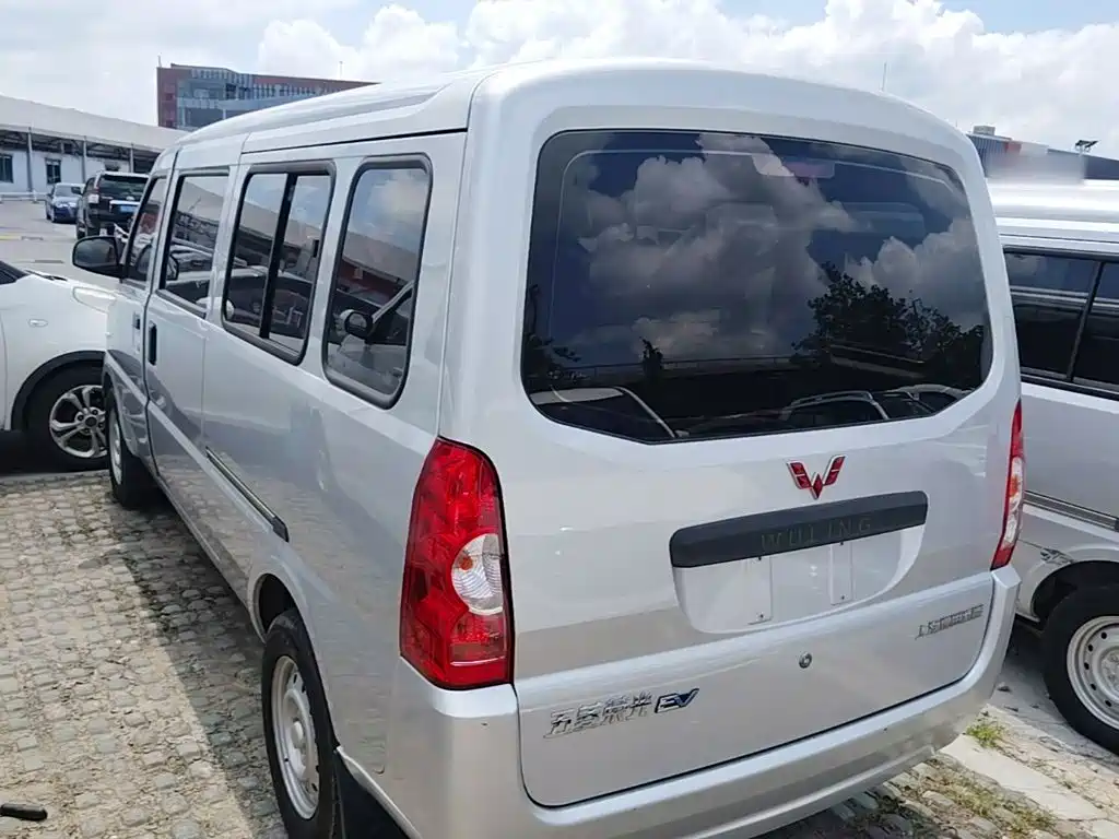 Wuling Rongguang EV — миниатюра 5