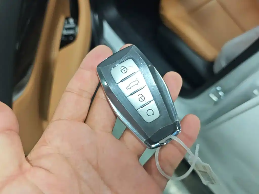 Geely Boyue L — миниатюра 9