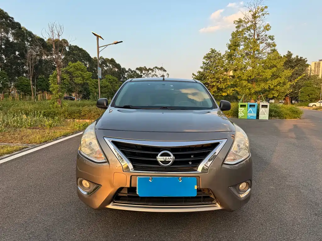 Nissan Sunny — миниатюра 2