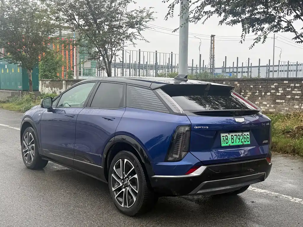 Cadillac IQ — миниатюра 10